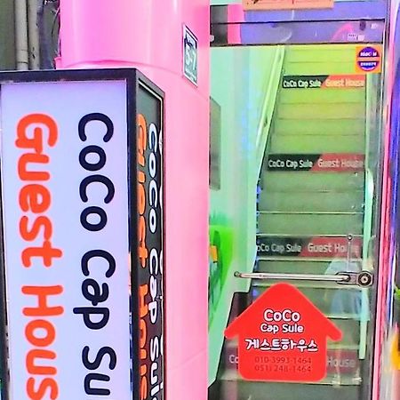 Coco Capsule Guesthouse Пусан Екстер'єр фото