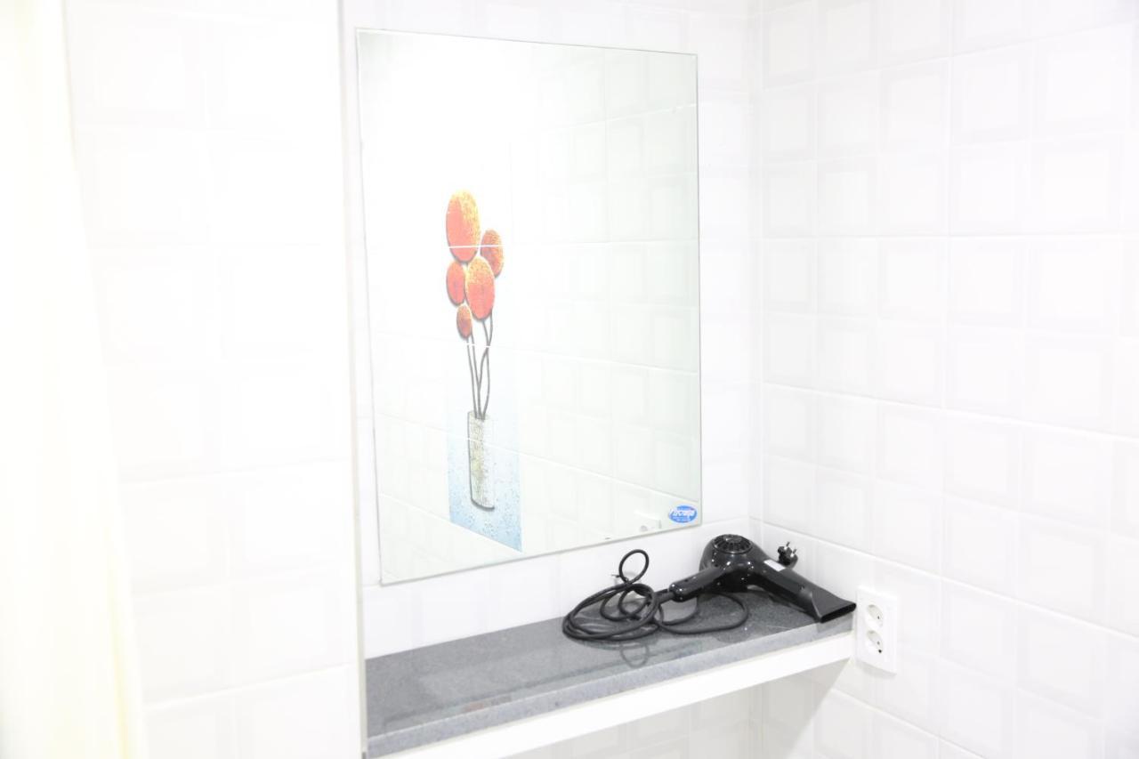 Coco Capsule Guesthouse Пусан Екстер'єр фото