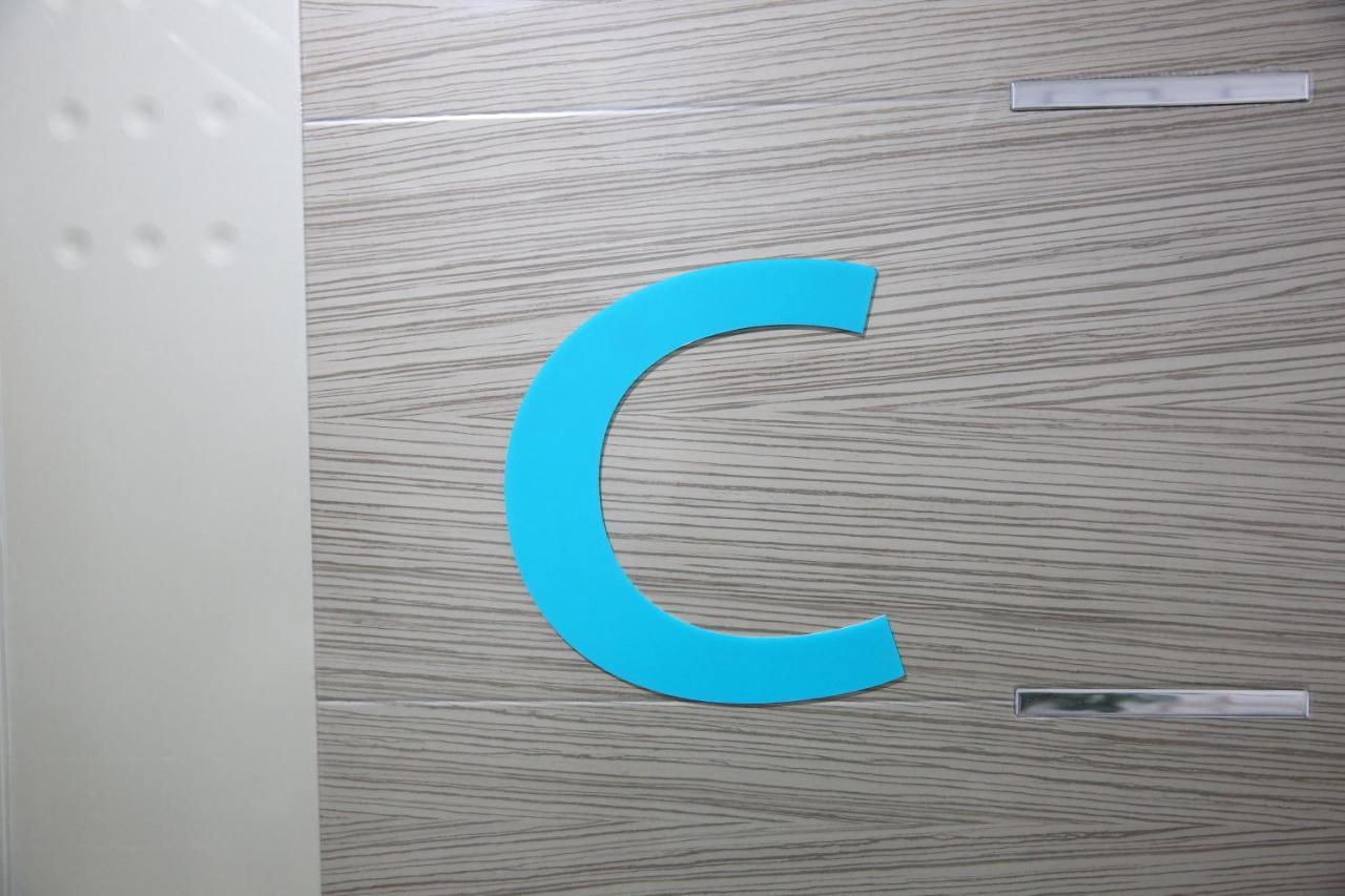 Coco Capsule Guesthouse Пусан Екстер'єр фото